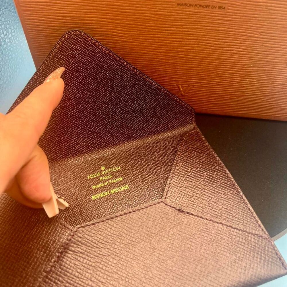 Louis-Vuitton RARE Special Edition Bordeaux color Collectors Item Envelope. EUC